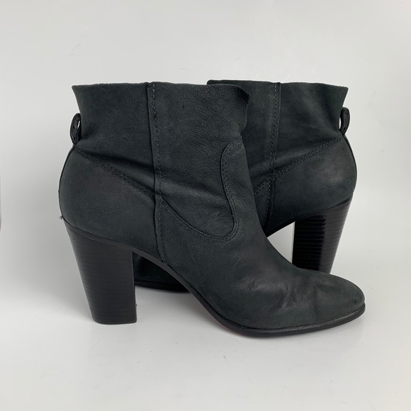 Vince Camuto stacked heel black leather bootie - Picture 5 of 8